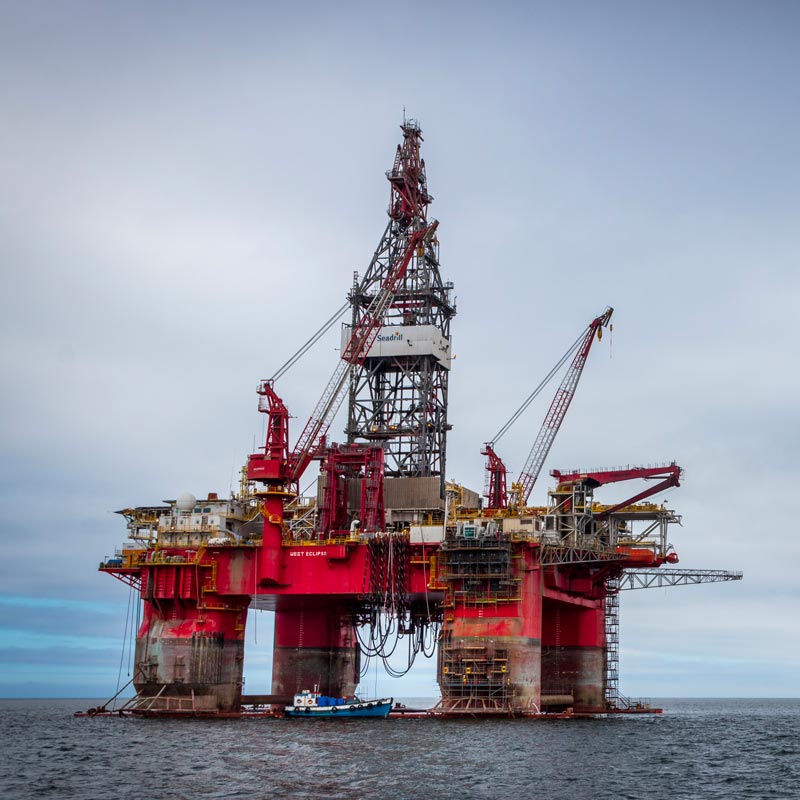 petrolio-grant-durr-15mjdcU9RKI-unsplash